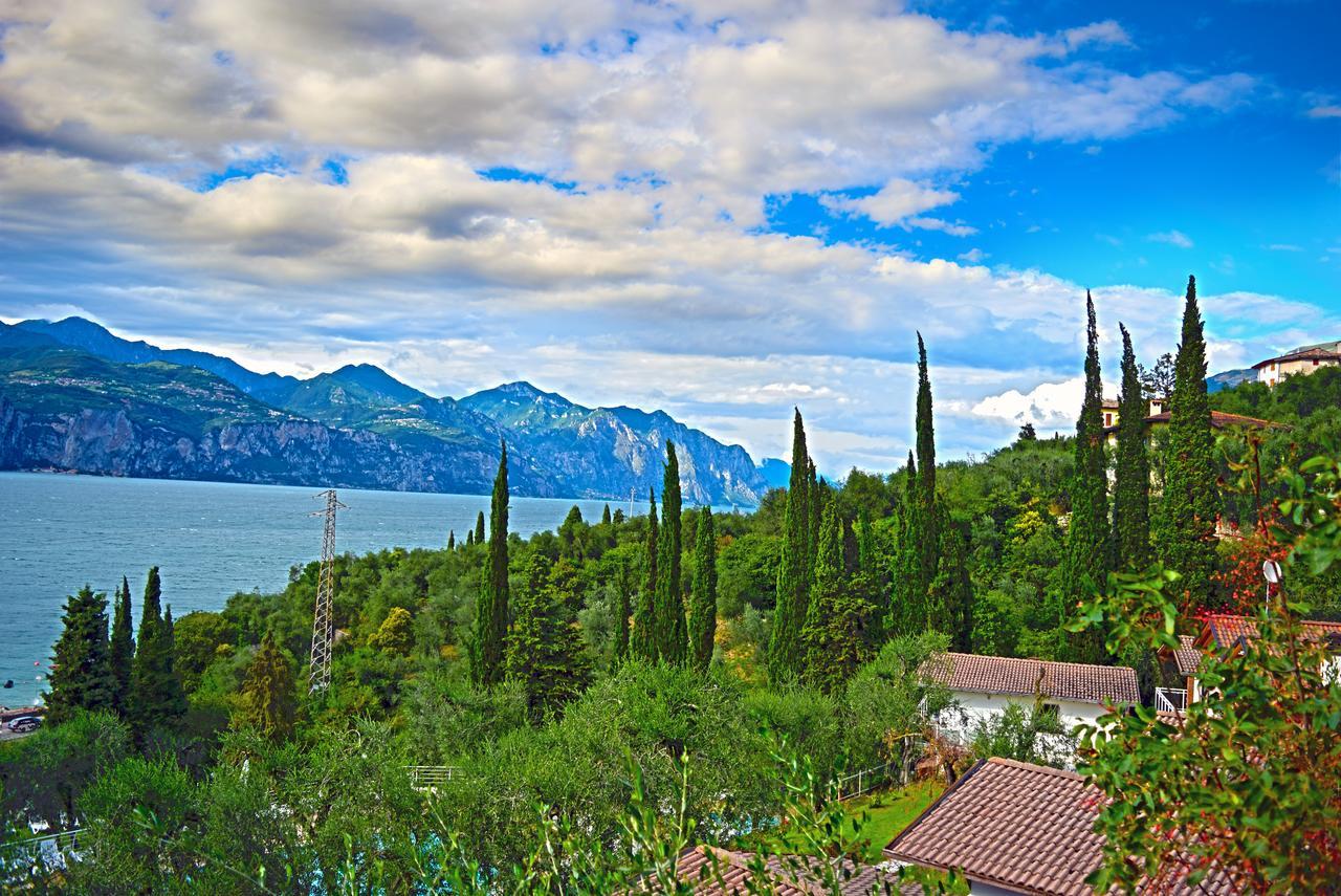 Villaggio Albergo Casa E Lago Brenzone sul Garda Exterior photo