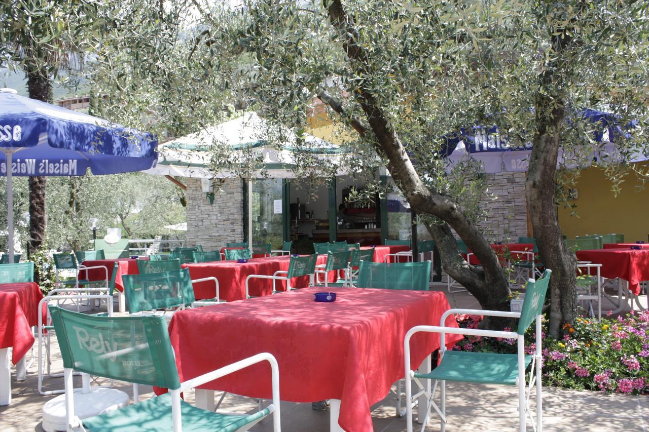 Villaggio Albergo Casa E Lago Brenzone sul Garda Exterior photo