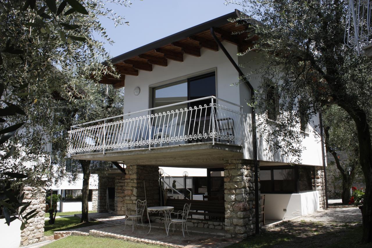 Villaggio Albergo Casa E Lago Brenzone sul Garda Exterior photo